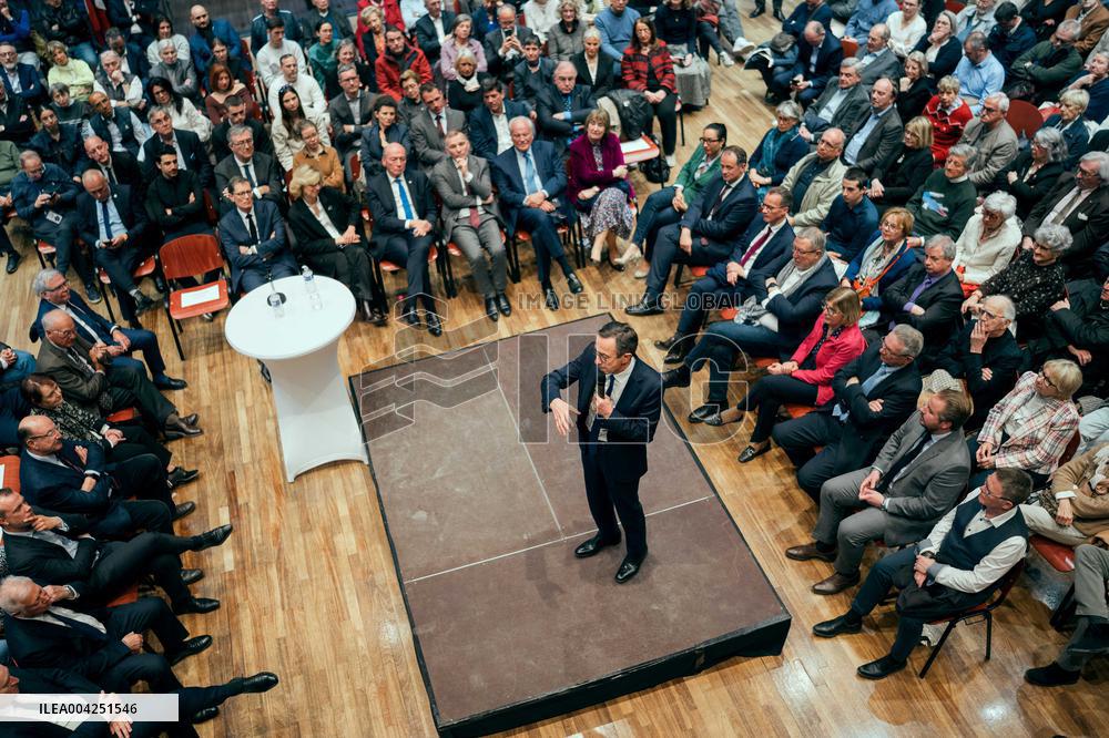 Bruno Retailleau meeting for the presidency of the Les Republicans group - Paris AJ