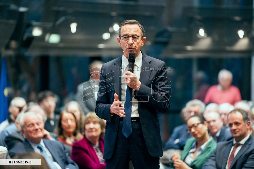 Bruno Retailleau meeting for the presidency of the Les Republicans group - Paris AJ