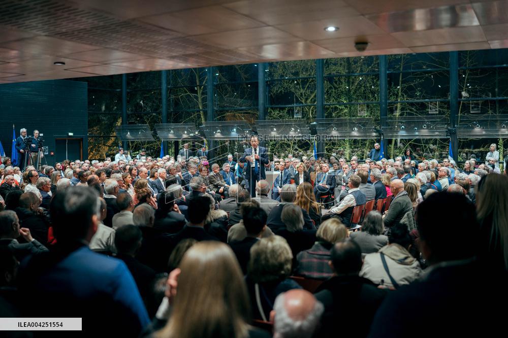 Bruno Retailleau meeting for the presidency of the Les Republicans group - Paris AJ