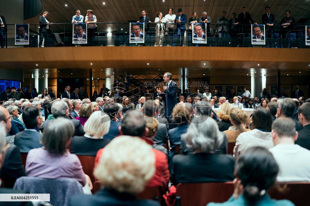 Bruno Retailleau meeting for the presidency of the Les Republicans group - Paris AJ