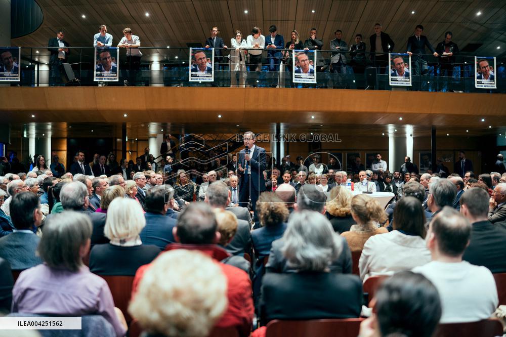 Bruno Retailleau meeting for the presidency of the Les Republicans group - Paris AJ