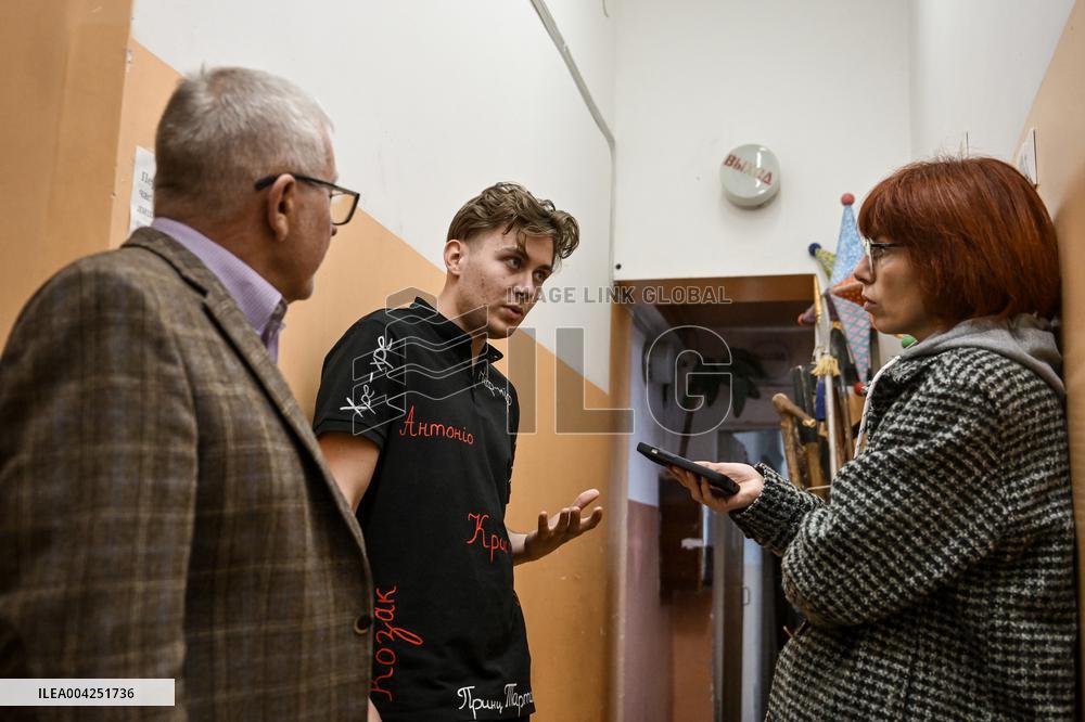 Mysterious Night Murder of a Dog play premieres in Zaporizhzhia