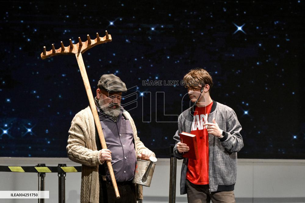 Mysterious Night Murder of a Dog play premieres in Zaporizhzhia