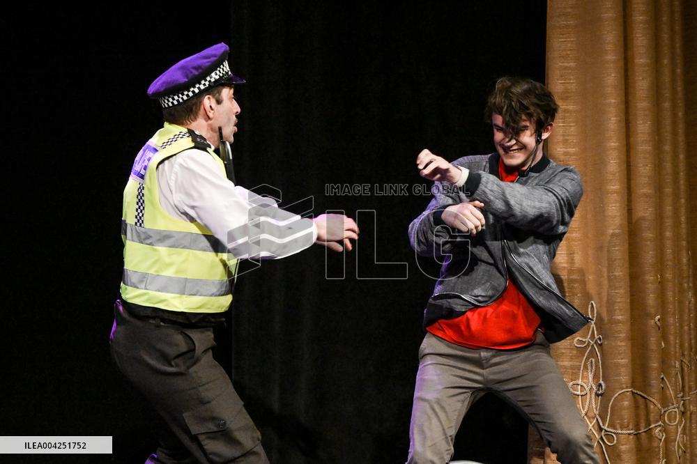 Mysterious Night Murder of a Dog play premieres in Zaporizhzhia