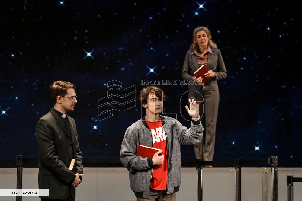 Mysterious Night Murder of a Dog play premieres in Zaporizhzhia