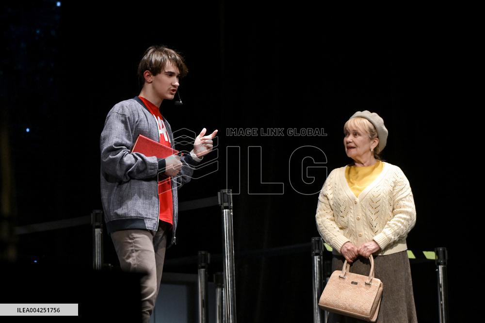 Mysterious Night Murder of a Dog play premieres in Zaporizhzhia