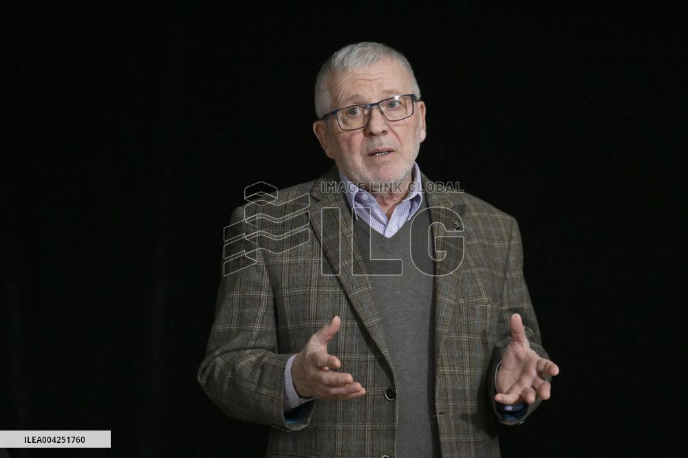 Mysterious Night Murder of a Dog play premieres in Zaporizhzhia