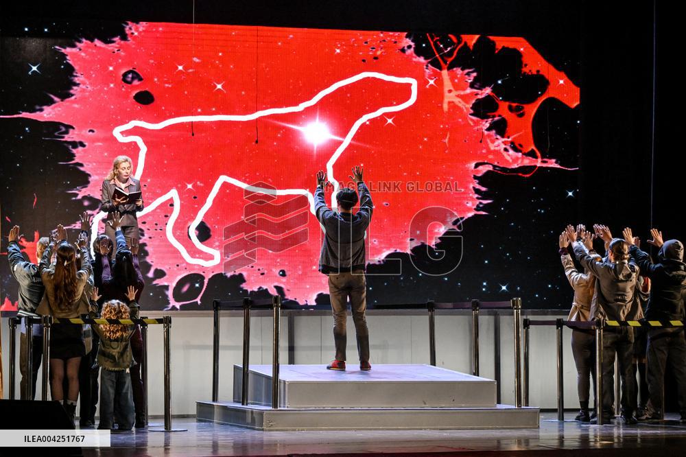 Mysterious Night Murder of a Dog play premieres in Zaporizhzhia