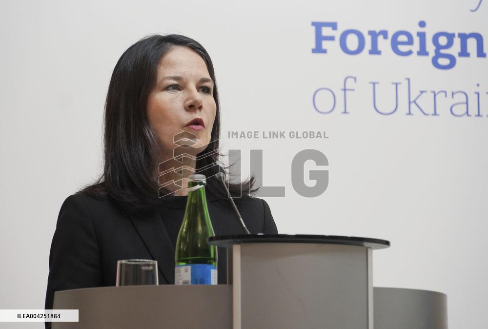 German Foreign Minister Baerbock in Kyiv