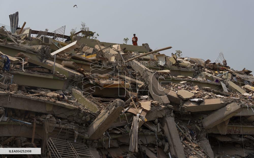 Rescuers Unite in Myanmar Quake Relief Efforts - Mandalay