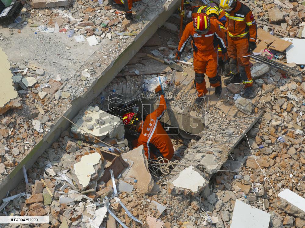 Rescuers Unite in Myanmar Quake Relief Efforts - Mandalay