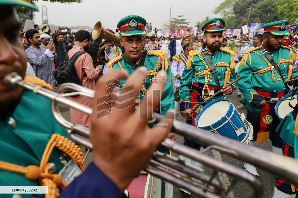 Eid al-Fitr Celebration in Dhaka