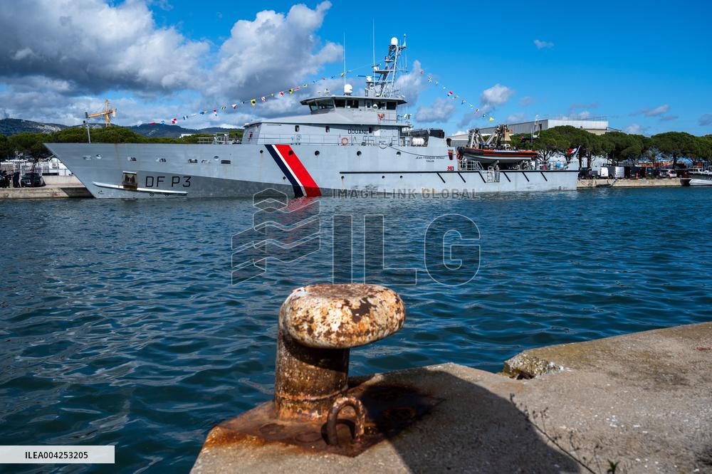 Illustration Douane at La-Seyne-sur-Mer