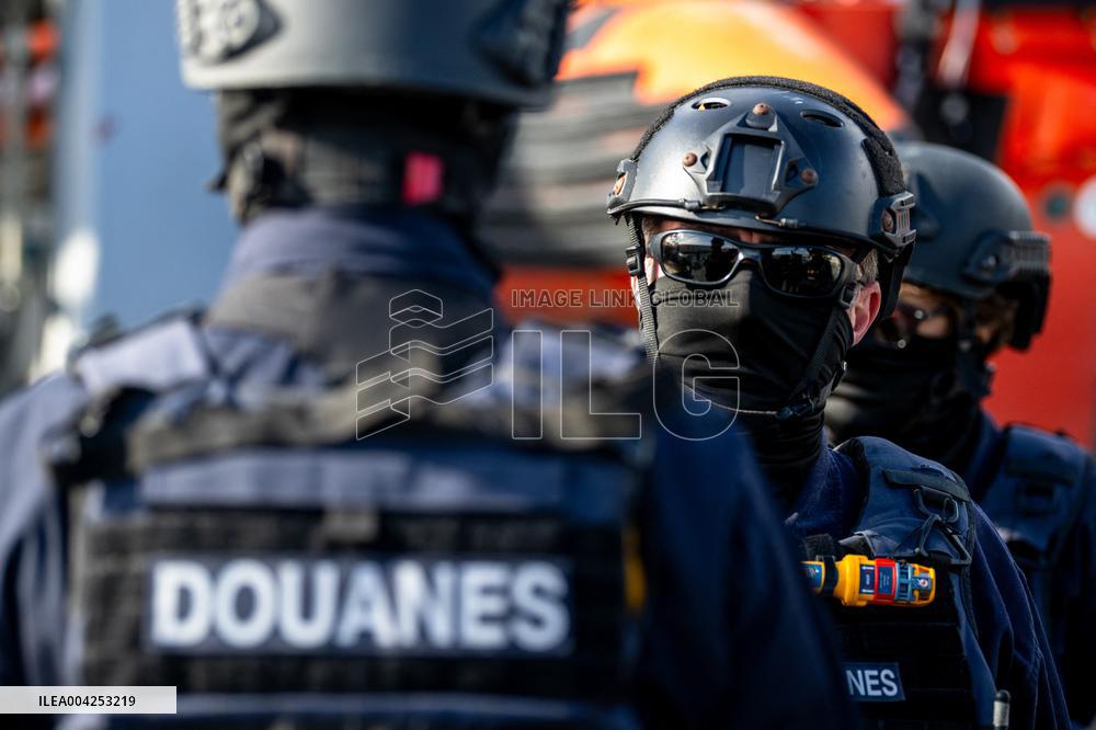 Illustration Douane at La-Seyne-sur-Mer