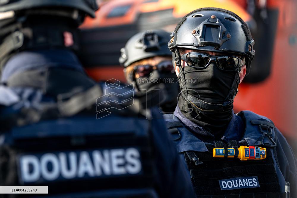 Illustration Douane at La-Seyne-sur-Mer