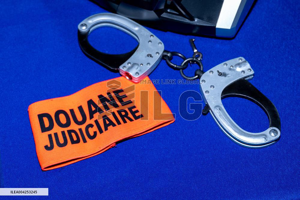 Illustration Douane at La-Seyne-sur-Mer