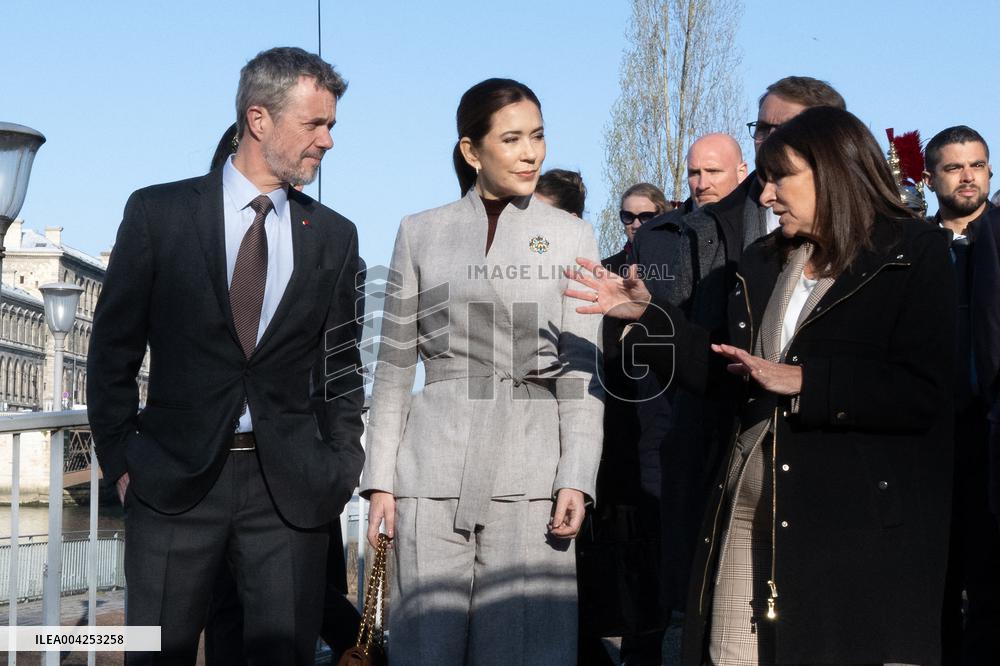 Danish Royal Couple Welcomed By The Mayor Of Paris - Paris