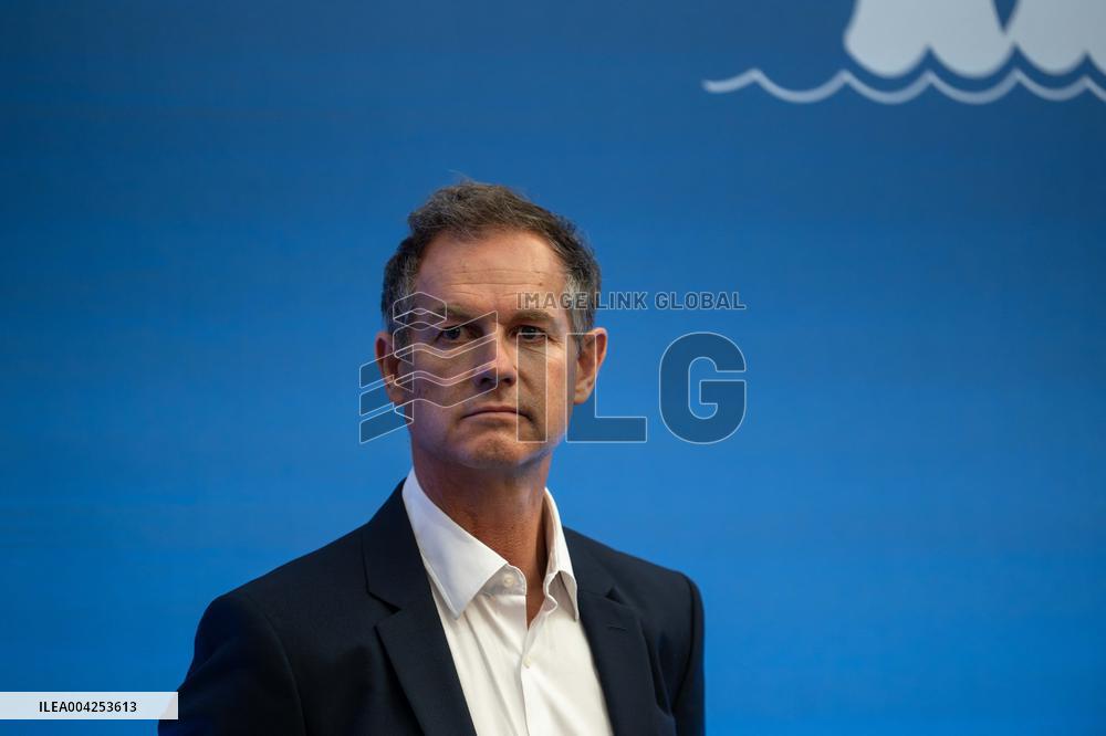 Edgar Grospiron at Nice Town Hall for 2030 Winter Olympics