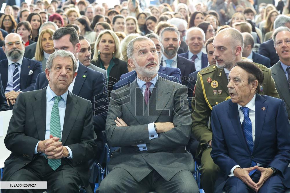 The King Commemorates 30 Years of Alfonso X - Spain