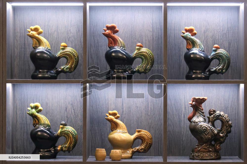 Exhibition of cockerels by Vasylkiv majolica plant