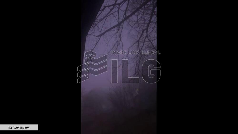 US: Tornado-Warned Thunderstorms Sweep Through Kansas and Missouri Overnight