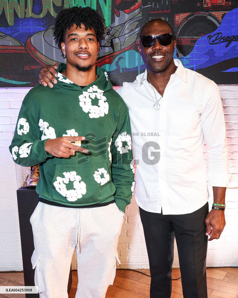 Sneaks Showdown At HyperX Arena - Las Vegas