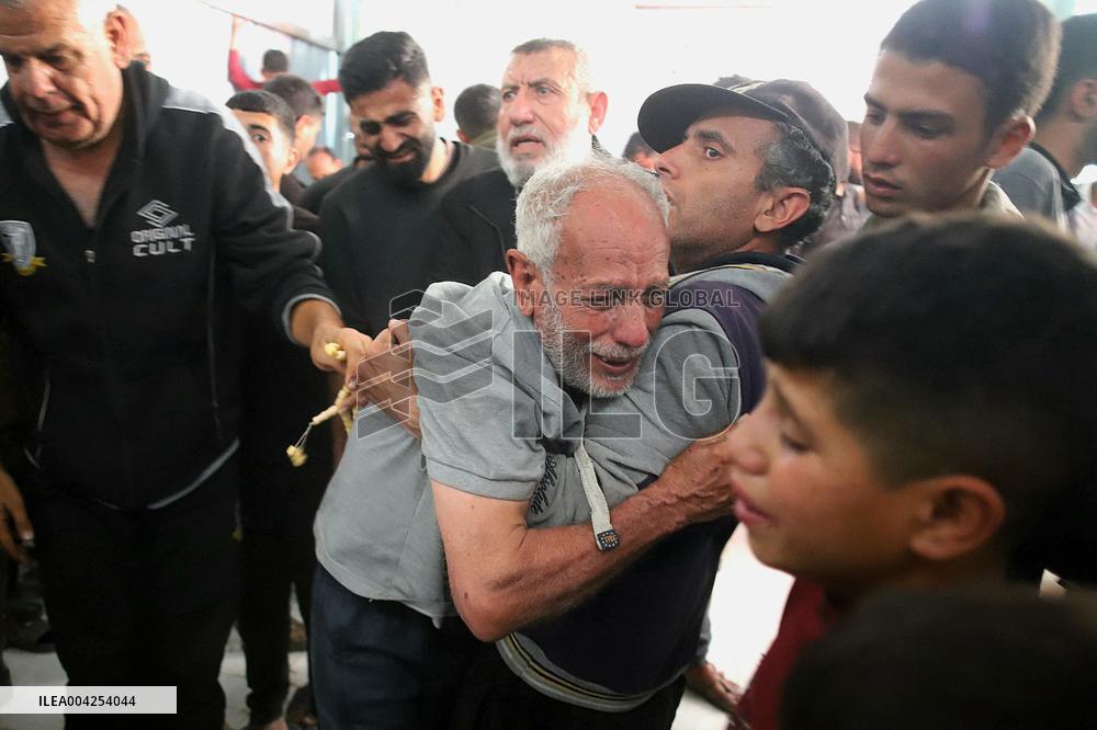 Israeli Attacks Continue on Gaza