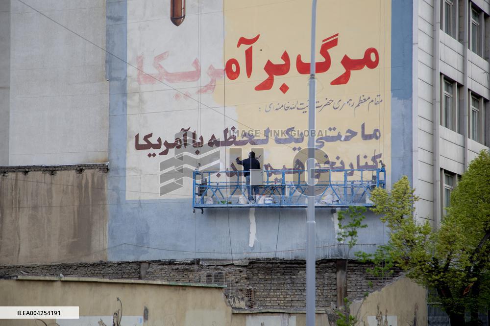Anti US Mural in Tehran