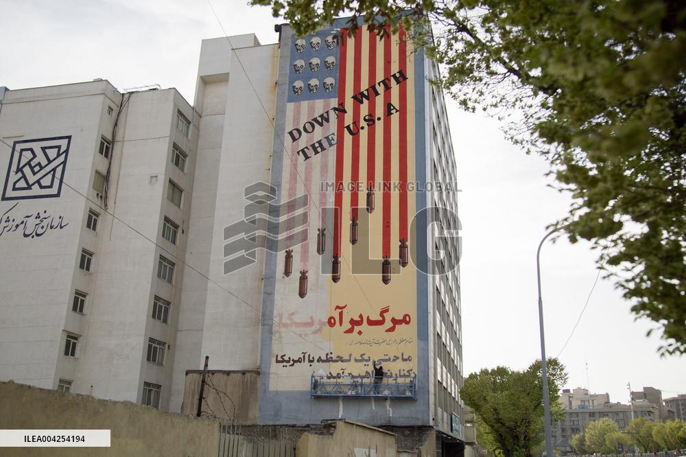 Anti US Mural in Tehran