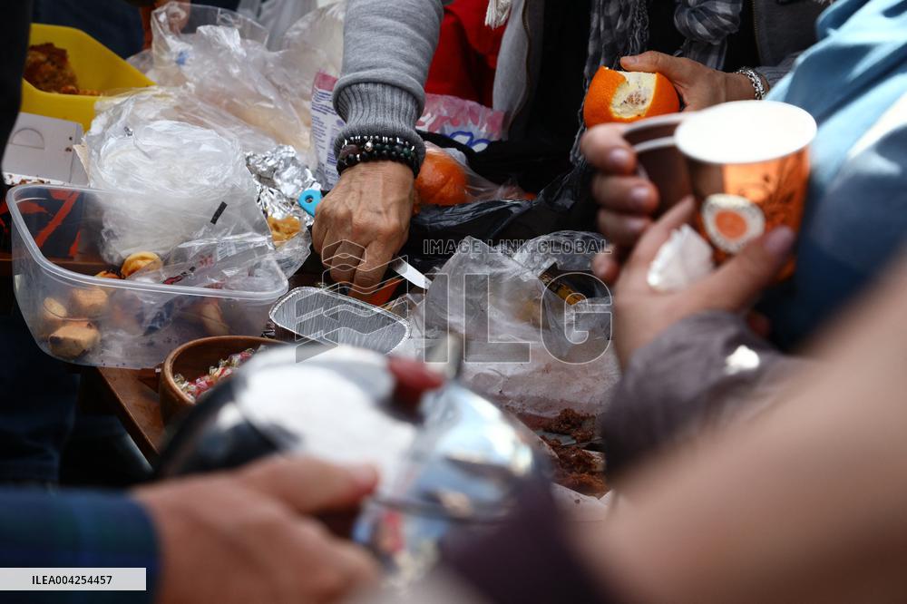 Support For The Opposition Calls ‘No Shopping Boycott’ - Ankara