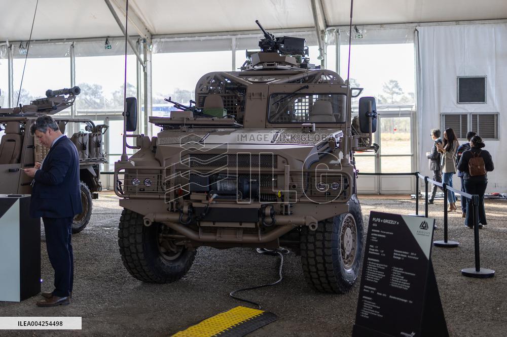 SOFINS Military Exhibition second day - Martignas-sur-Jalle