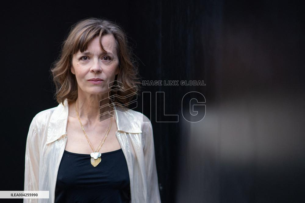 Reims Polar Caroline Proust Portrait Session