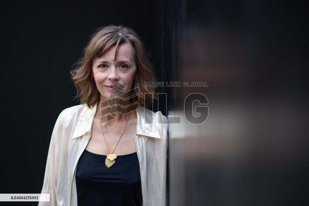 Reims Polar Caroline Proust Portrait Session