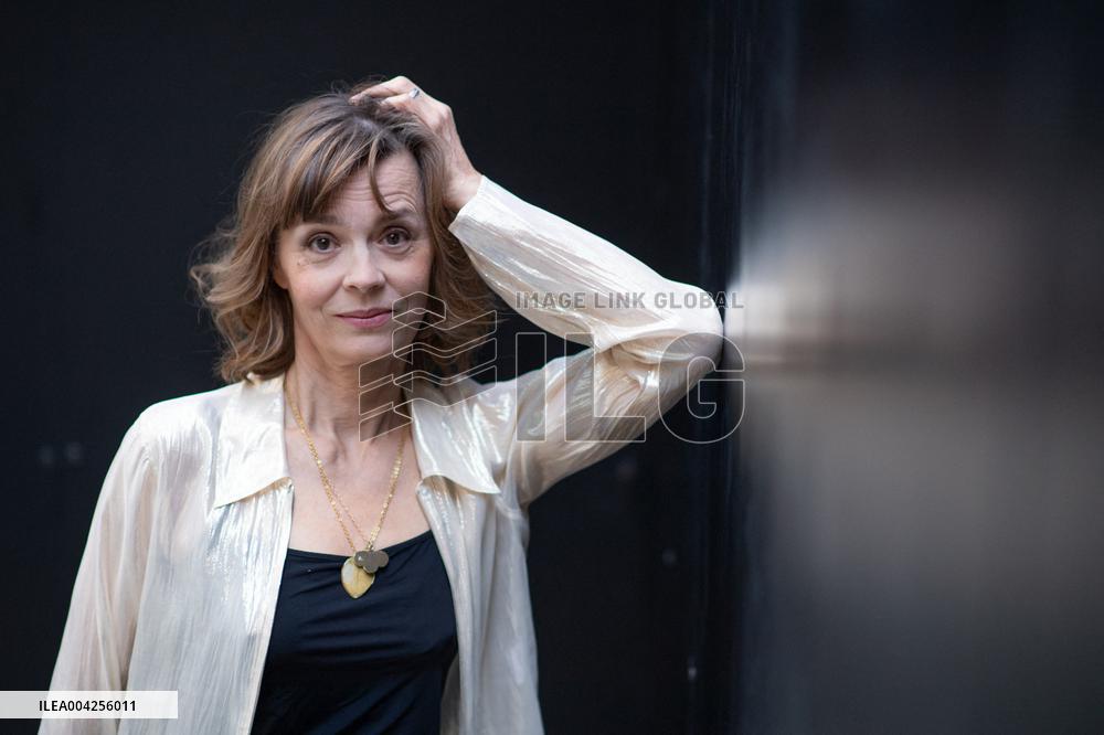 Reims Polar Caroline Proust Portrait Session