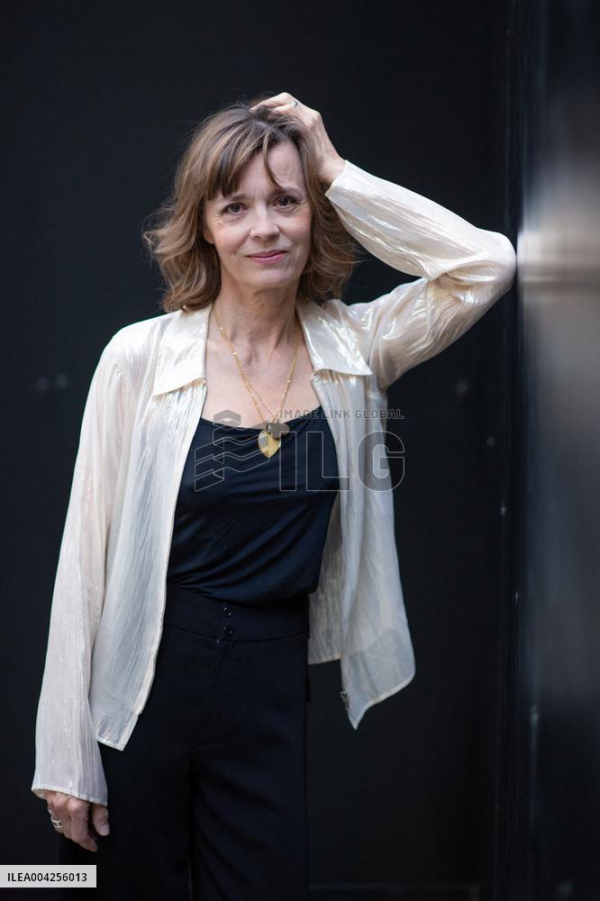 Reims Polar Caroline Proust Portrait Session