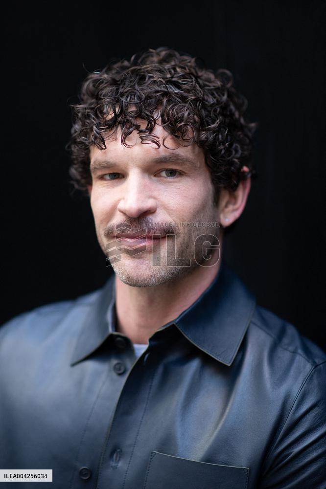 Reims Polar Arnaud Valois Portrait Session