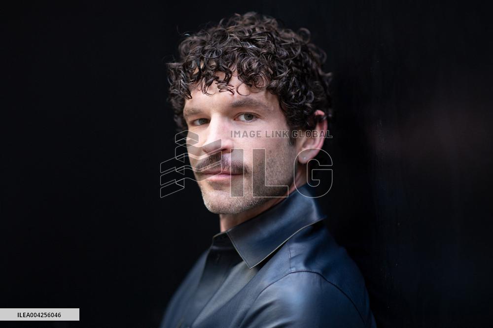 Reims Polar Arnaud Valois Portrait Session