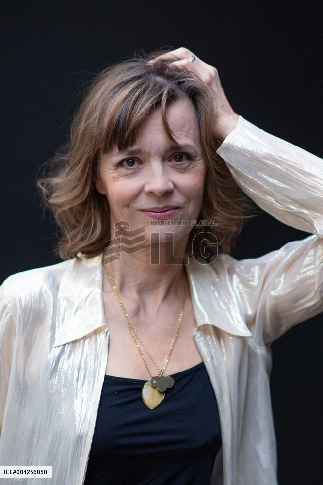 Reims Polar Caroline Proust Portrait Session