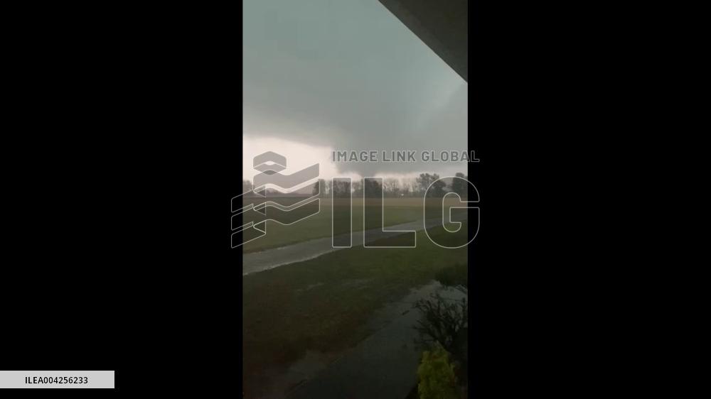 US: Massive Tornado Touches Down in Northeast Arkansas 4