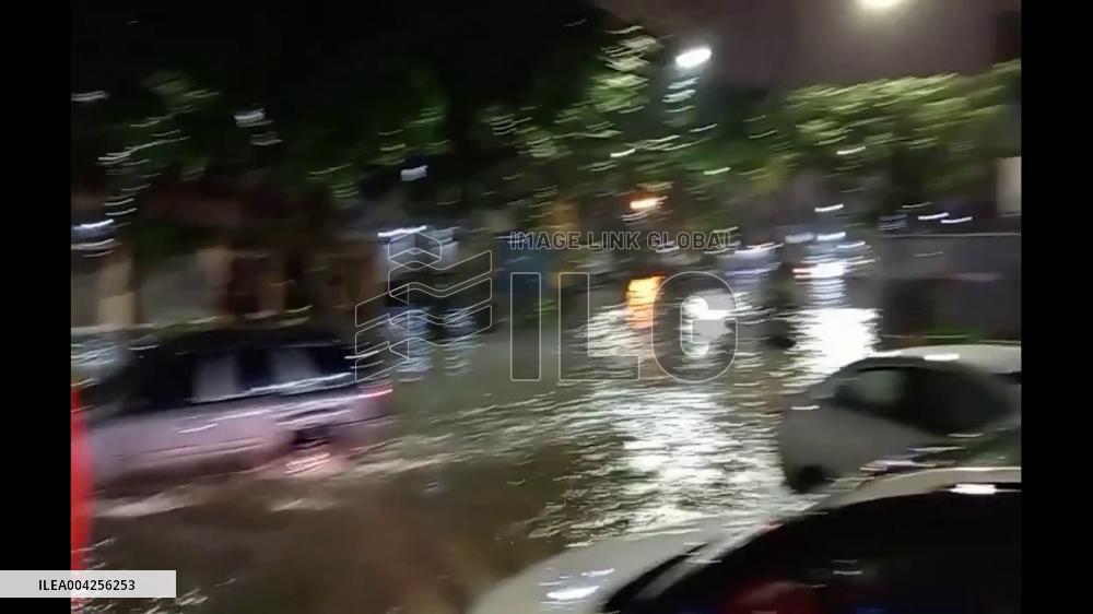 Ecuador: Flooding Disrupts Guayaquil After Heavy Rain 2