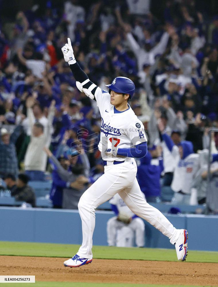 Baseball: Braves vs. Dodgers