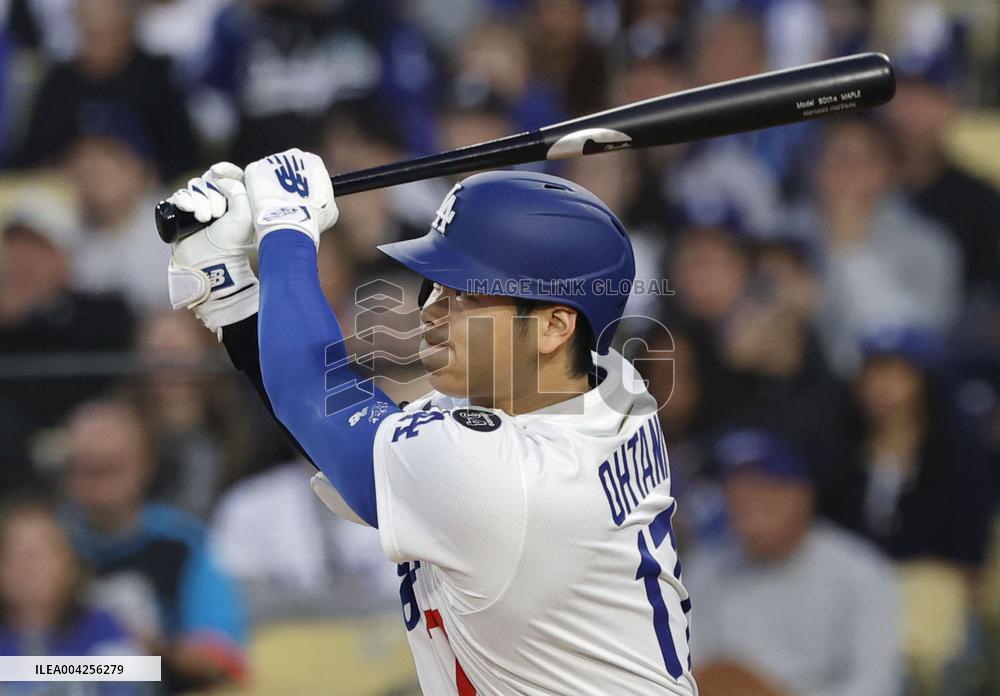 Baseball: Braves vs. Dodgers