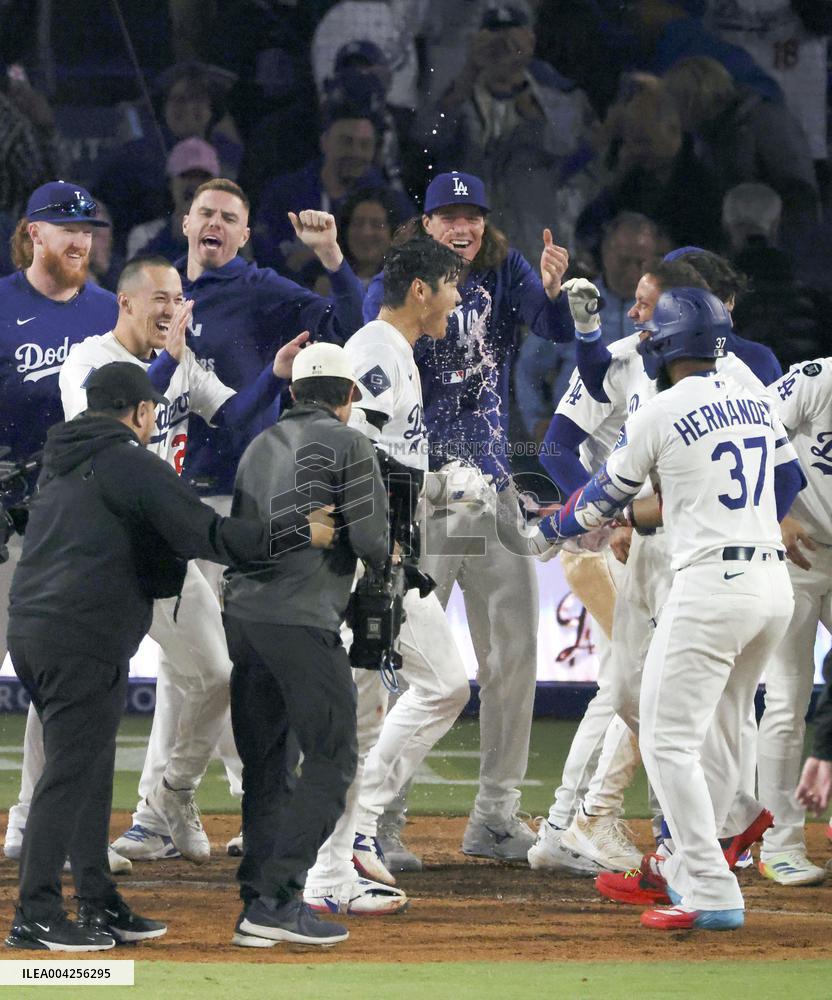 Baseball: Braves vs. Dodgers