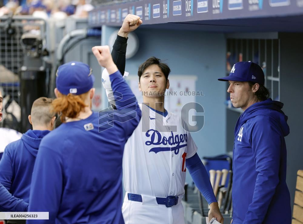 Baseball: Braves vs. Dodgers