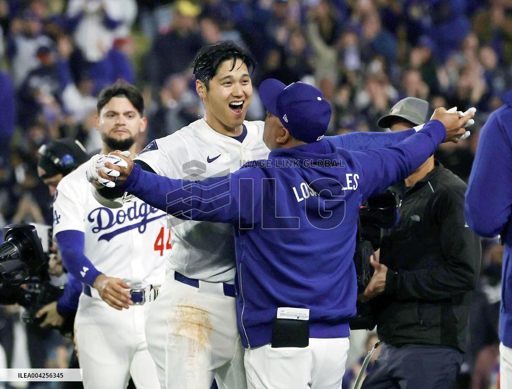 Baseball: Braves vs. Dodgers
