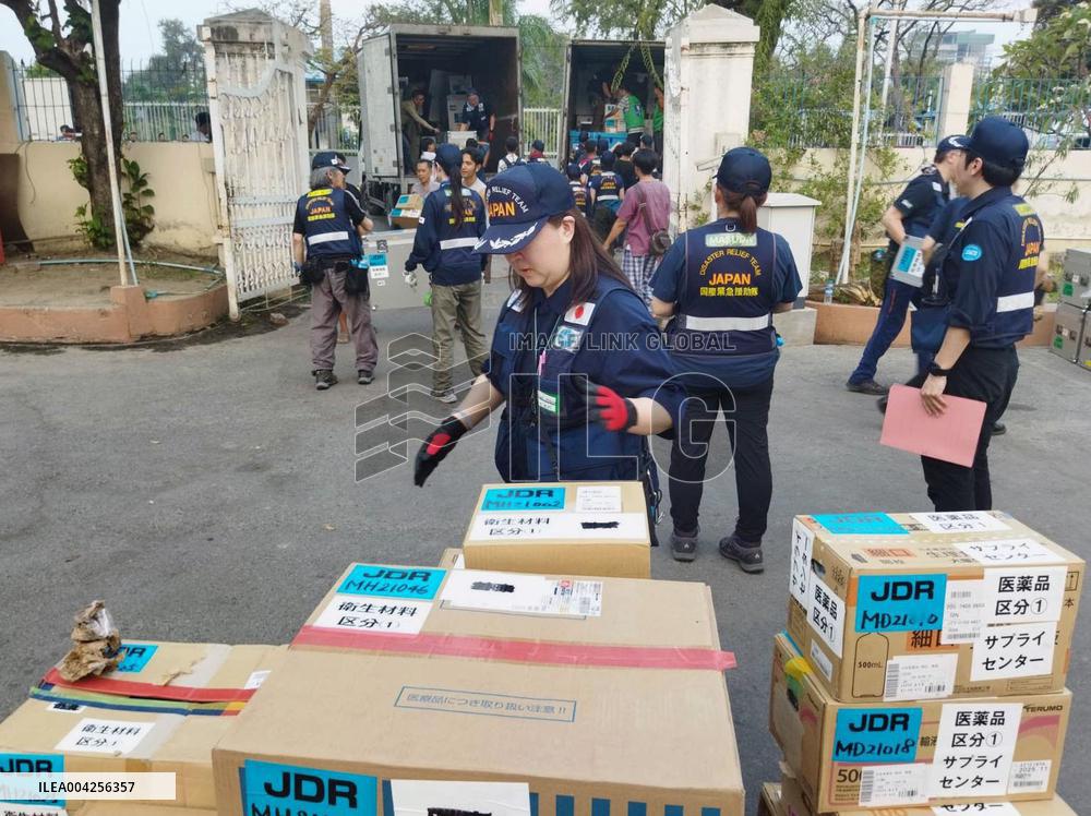 Japan medical team in quake-hit Myanmar