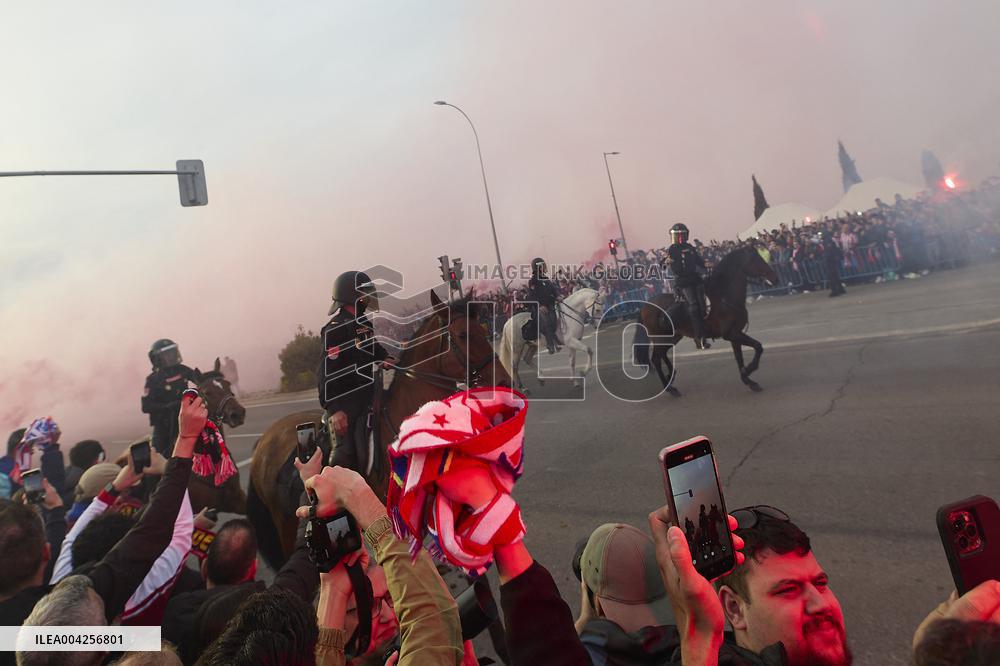 Electric Atmosphere for Atletico v FC Barcelona - Madrid