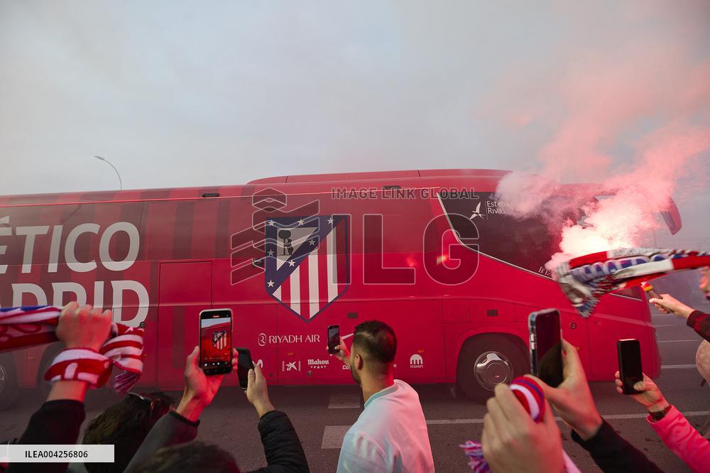 Electric Atmosphere for Atletico v FC Barcelona - Madrid