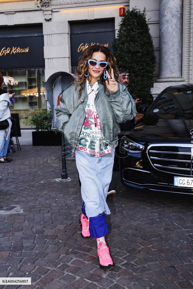 Rita Ora Bold Street Fashion in Sneakers and Sunglasses - Milan