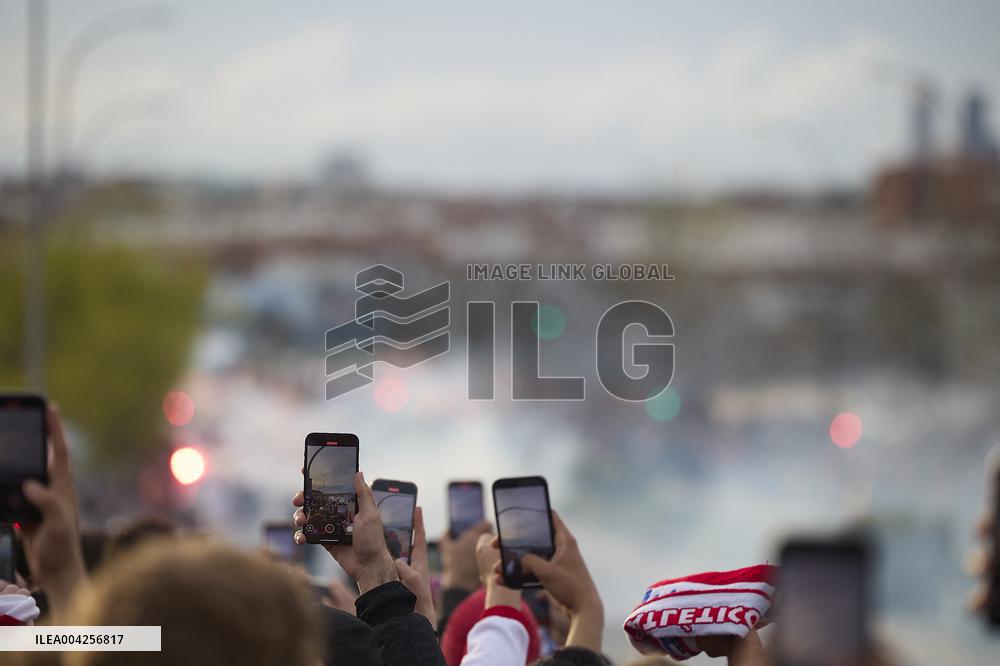 Electric Atmosphere for Atletico v FC Barcelona - Madrid